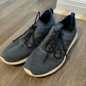 New balance sneakers, size 11